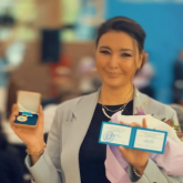 «Қай еңбегі үшін?»: Бүркіттің жары Аиша «Мәдениет саласының үздігі» атанды