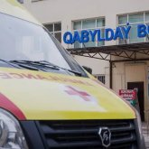 Астанада Назарбаев Зияткерлік мектебінде оқитын оқушы қызды пышақтап кеткен