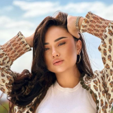 «Қазақ жігіттері өзіне сенімсіз»: Танымал актриса отырып қалуының себебін айтты