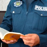 «Қауіпсіз ел» ұлттық жобасы: ІІМ өкілдері халыққа темекі мен ішімдікке тәуелділіктің салдарын түсіндірді