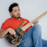 Air Astana Ерлан Көкеевтің жоғалған гитарасы туралы түсініктеме берді