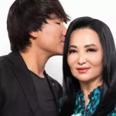 «Кітап етіп бар шындықты жазармын»: Гүлзира Айдарбекова тағы бір тосын мәлімдеме жасады