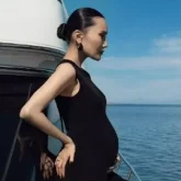 «Әр баламызды қаладық»: Айсәуле Бақытбек үшінші сәбиіне аяғы ауыр екенін көрсетті (ВИДЕО)