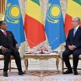 Француз тілінде еркін сөйлескен Қасым-Жомарт Тоқаев көпшілікті таңқалдырды (ВИДЕО)