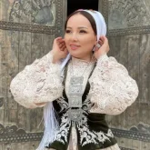 «Жұмысы да, үйі де жоқ жігітке тұрмысқа шықтым»: Жазира Байырбекова қыздарға кеңес берді