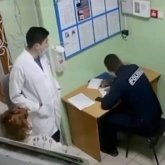 «Белбеумен байлаған»: СҚО-да ауыл әкімі наркологқа жеткізілген