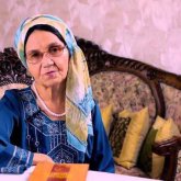 «Жат жұртқа келген кешегі кыз»: Зейнеп Ахметова келіннің жолы жіңішке екенін айтты