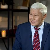 «Спортшыларға миллиардтап ақша бөлінеді, білімді балаларға түк жоқ»: Асқар Жұмаділдаев ғылымның неліктен дамымай жатқанын айтты