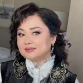 «Өзін таппай қалды»: Роза Әлқожа балаларын ақылы мектепке бергені үшін өкінгенін айтты