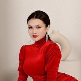 Ерке Есмахан өзін «Райммен бірге тұрмайды» дегендерге жауап берді