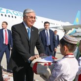 Президент Түрікменстанға ресми сапармен барды