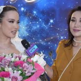 «Арзан емес»: Жұлдыз Өмірғали той көйлегінің бағасын айтып мақтанды (ВИДЕО)