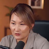 «Найманның қыздары бірбеткей, Шымкенттің қыздары сияқты иіліп тұрмайды»: Блогер руға қатысты ойын айтты (ВИДЕО)