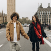 «Оны тосынсый күтіп тұр»: Айжұлдыз Адайбекова сүйіктісімен Лондонда жүр (ВИДЕО)