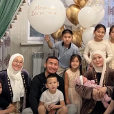 «Өзімде қола, әйелімде күміс»: Қанат Ислам жетістіктерімен мақтанды