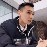 «Құны – 300 миллион теңге»: Дархан Жолшыбеков тұрып жатқан зәулім үйін тегін бермек