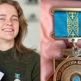 Қазақ тілінде сөйлеп жүрген америкалық ару министрден марапат алды (ВИДЕО)