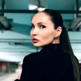 «Бақытым боп жүре берші»: Қайрат Нұртастың әйелі жас жігітпен көзге түсті (ВИДЕО)