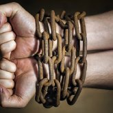 «Сенбеңіздер, алданып қалдық!»: Қазақ жігіті халыққа үндеу жолдады (ВИДЕО)