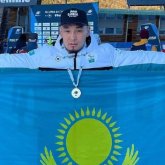 Ербол Хамитов пара биатлоннан әлем кубогының күміс жүлдегері атанды