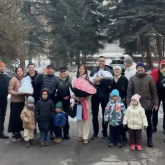 «Менің Махаббатым мықты ғой!»: Тәуекел Мүсілім үш ұл сыйлаған әйеліне алғыс айтты (ВИДЕО)