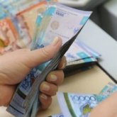 Экономист ең төменгі жалақыны 140 мың теңгеге дейін өсіруді ұсынды