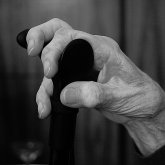 Шымкентте 25 жыл бұрын зейнеткер әйелді өлтірген қылмыскер қамауға алынды