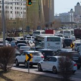 «Кептелісті азайтамыз»: Астанада қызметкерлердің жұмыс уақыты өзгеруі мүмкін