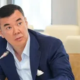 «Ауылдан» шыққан продюсерлерді де шақырыңдаршы»: Нұрлан Қоянбаев билікке үндеу жасады (ВИДЕО)