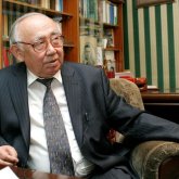 Ақын Тұманбай Молдағалиевтің туғанына – 90 жыл (ВИДЕО)