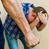 Сарыағашта ашулы мұғалім «Даун» ауруымен ауыратын баланы қорлаған (ВИДЕО)