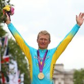 «20 жылдық еңбегін дәлелдей алмады»: Олимпиада чемпионы Александр Винокуров мемлекеттік төлемнен қағылды