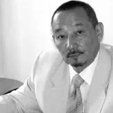 Ақын Темірхан Медетбек өмірден озды