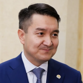 «Әйелім аралайды»: Ұлттық банк төрағасының орынбасары азық-түліктің бағасын білмейтін болып шықты