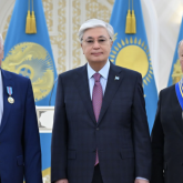 Қасым-Жомарт Тоқаев мемлекеттік наградаларды табыстады