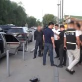 Жаңа туған сәбилерді сатумен айналысқан қылмыстық топ ұсталды