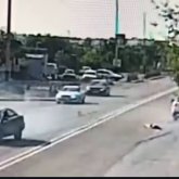 Денесі екіге бөлініп кетті: Сәтбаевта 13 жастағы қызды көлік қағып өлтірді (ВИДЕО)