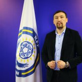 «Ешқандай мағына қалған жоқ»: Белгілі журналист Қазақстаннан көшетінін айтты (ВИДЕО)