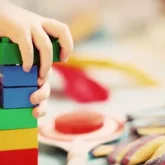 Балабақшадағы зорлық-зомбылық: Балаларды ұрып-соғу қашан тоқтайды?