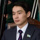 «Мақтап жүрген серілерің осы ма?»: Асылхан Төлеповтің басы дауға қалды (ВИДЕО)