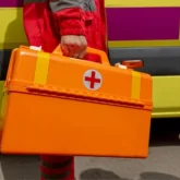 Атырауда 9 жасар баланың үстіне мотоцикл құлап кетті