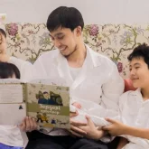 «Бәрі көзді ашып-жұмғанша»: Ерке Есмахан жас босанған аналарға кеңес айтты