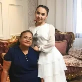 Перизат Қайраттың анасына сот залында жедел жәрдем шақырылды (ВИДЕО)