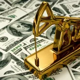 Қымбат мұнай мен қымбат доллар: Бағамның бағынбауына не себеп?