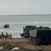 «Көлдегі лайдан ештеңе көрінбейді»: Сорбұлаққа құлаған тікұшақ қалай іздестіріліп жатыр