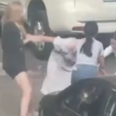 «Қыздар өте қатыгез»: Алматыдағы жаппай төбелестің видеосы тарады