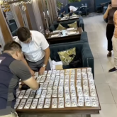 Түркістан облысында блогер кәсіпкерден ақша бопсалады деген күдікке ілінді