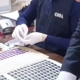 18 жастағы ресейлік ұсталды: Алматыда нөмір ауыстыруға пайдаланатын Sim-Box жабдығы тәркіленді