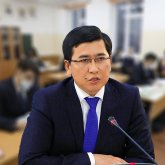 «Ақша аударылады»: Асхат Аймағамбетов мектеп формасын сатып алу жайлы айтты