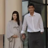 «Қарындасына жол берді»: Ерке Есмахан көп ұзамай қызды болатынын жеткізді (ФОТО)